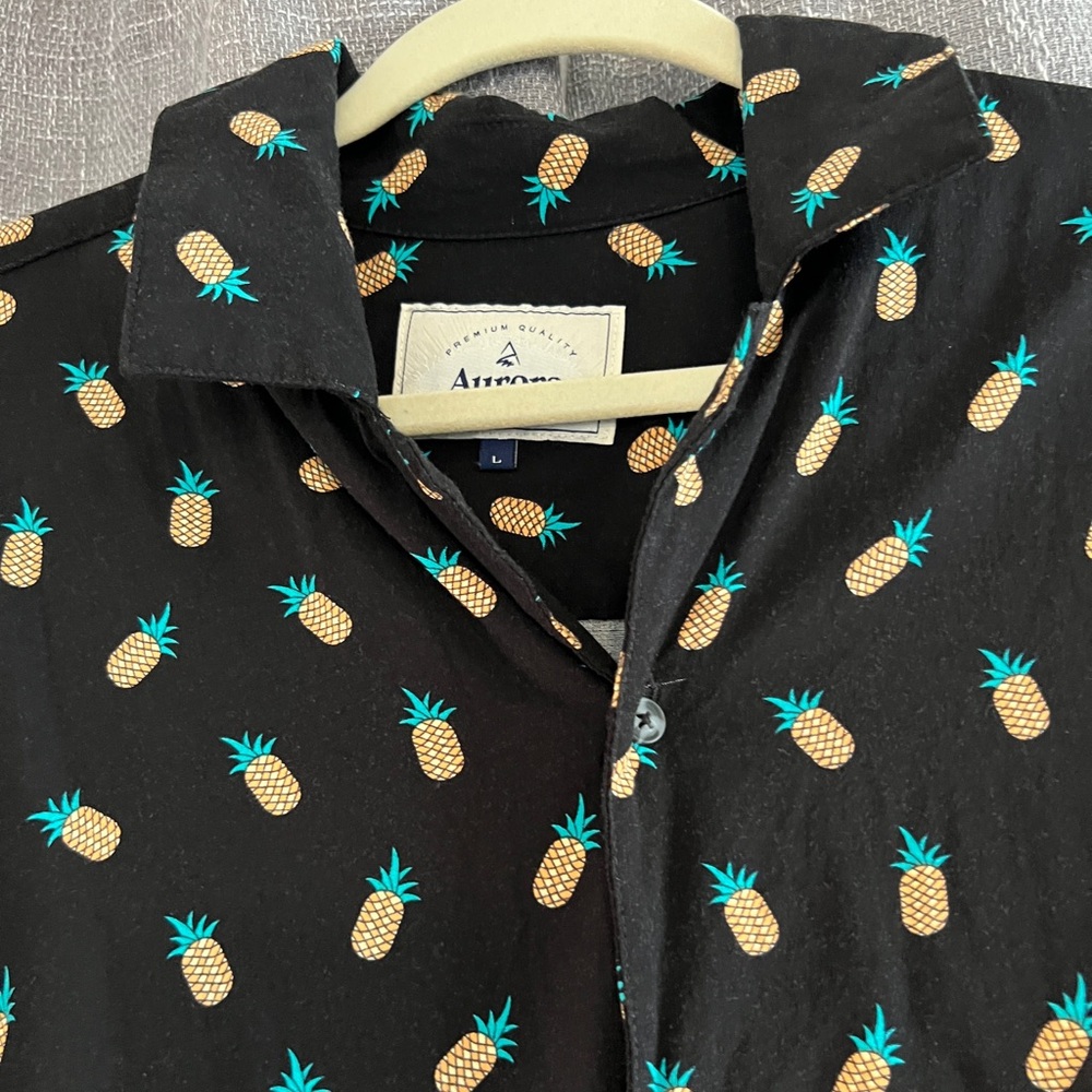 Aurora brand - Men’s short sleeve pineapple print button down shirt - size Large - Picture 4 of 12